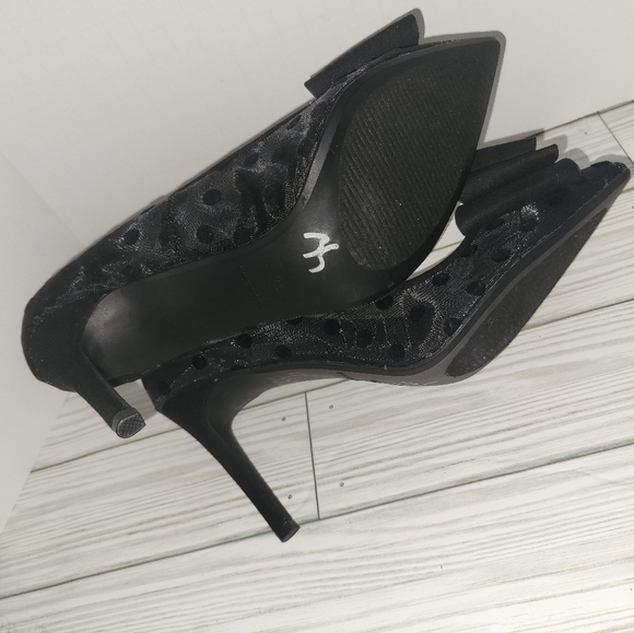 Betsey Johnson Ribbon Heels - Picture 7 of 10